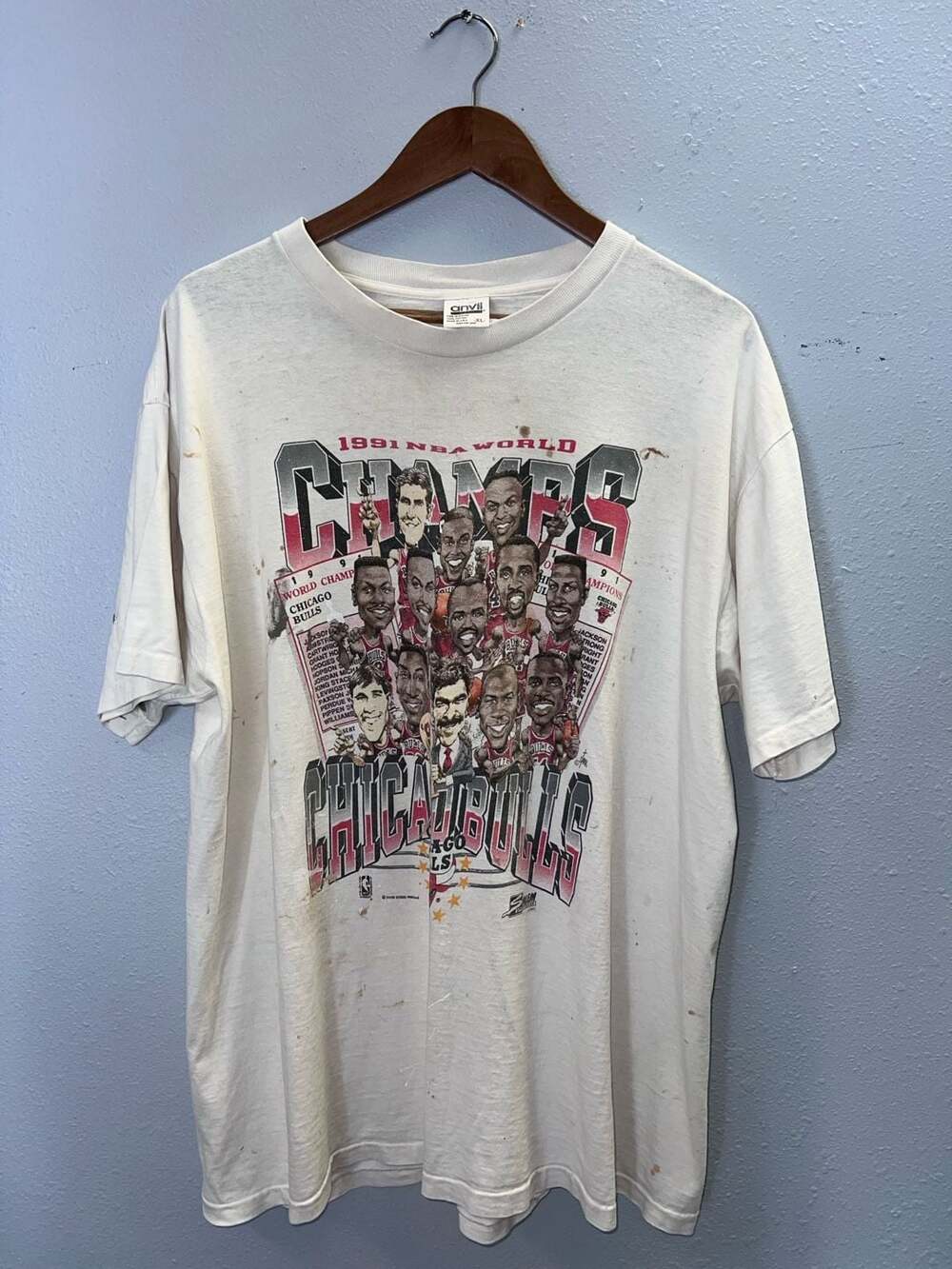 Vintage 90s Chicago Bulls 1991 World Champs T Shirt XL Thrashed Caricature USA